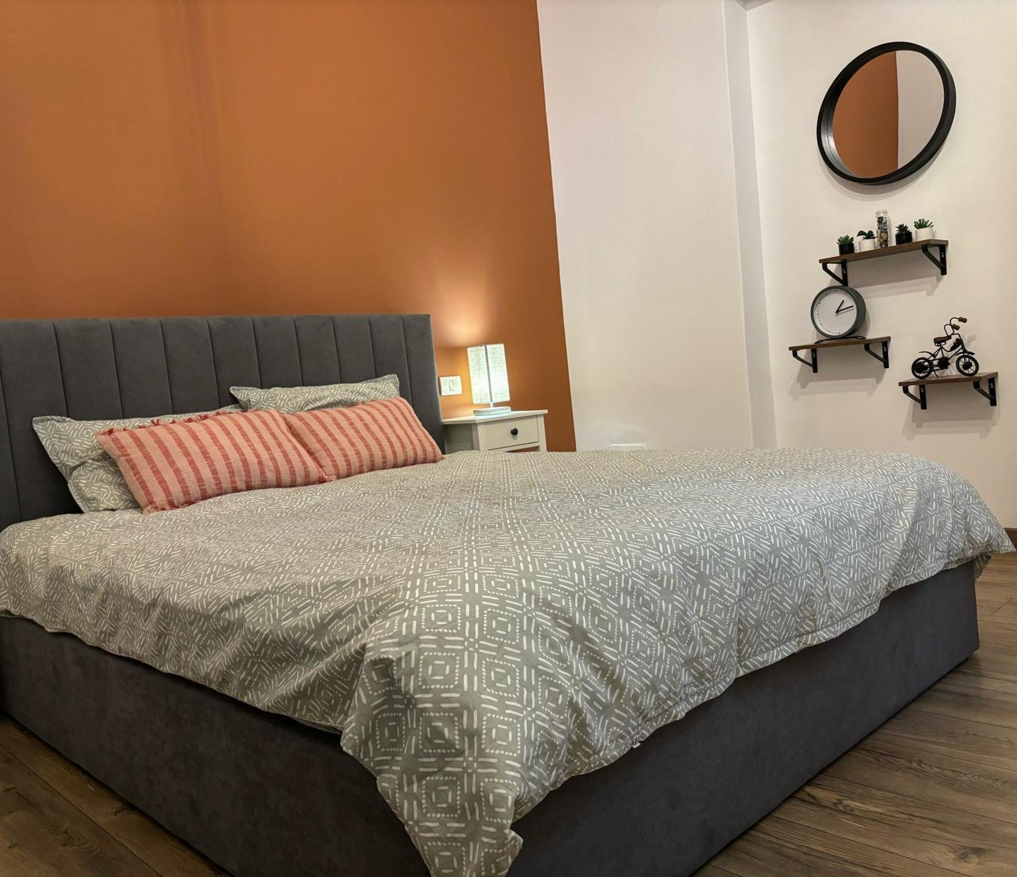 Hirooms Braşov Buitenkant foto