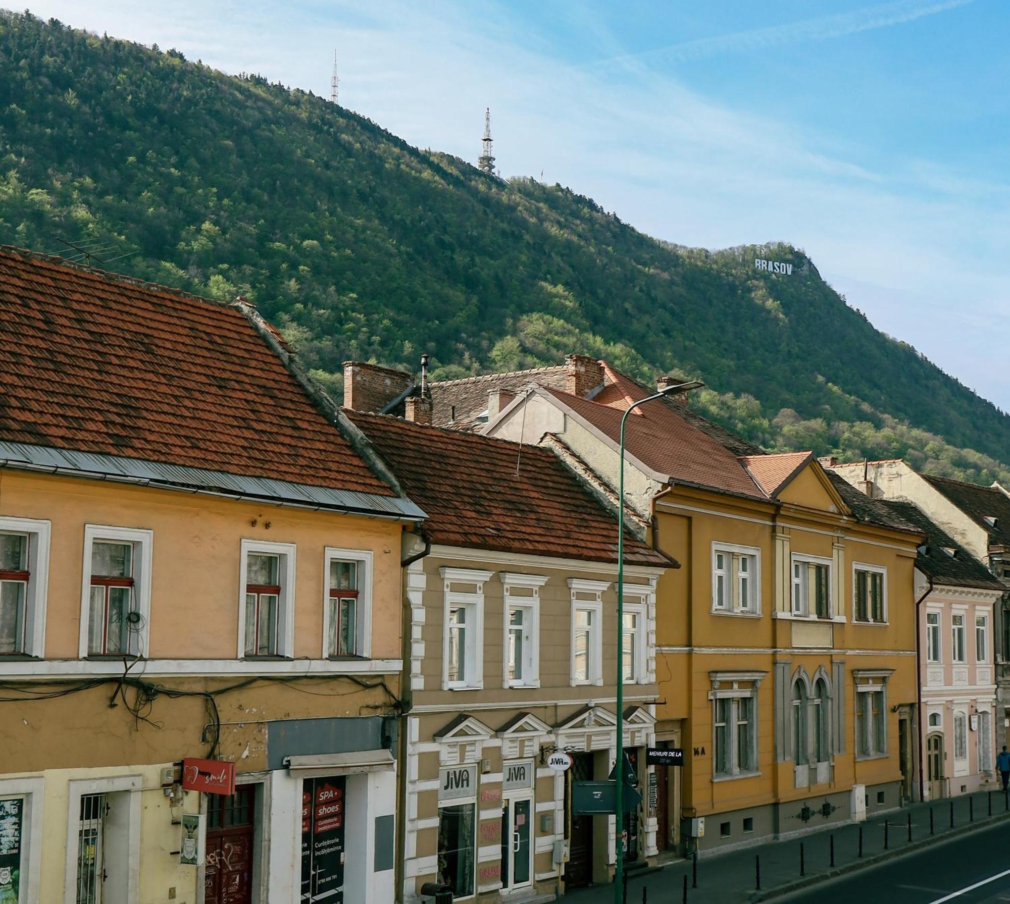 Hirooms Braşov Buitenkant foto